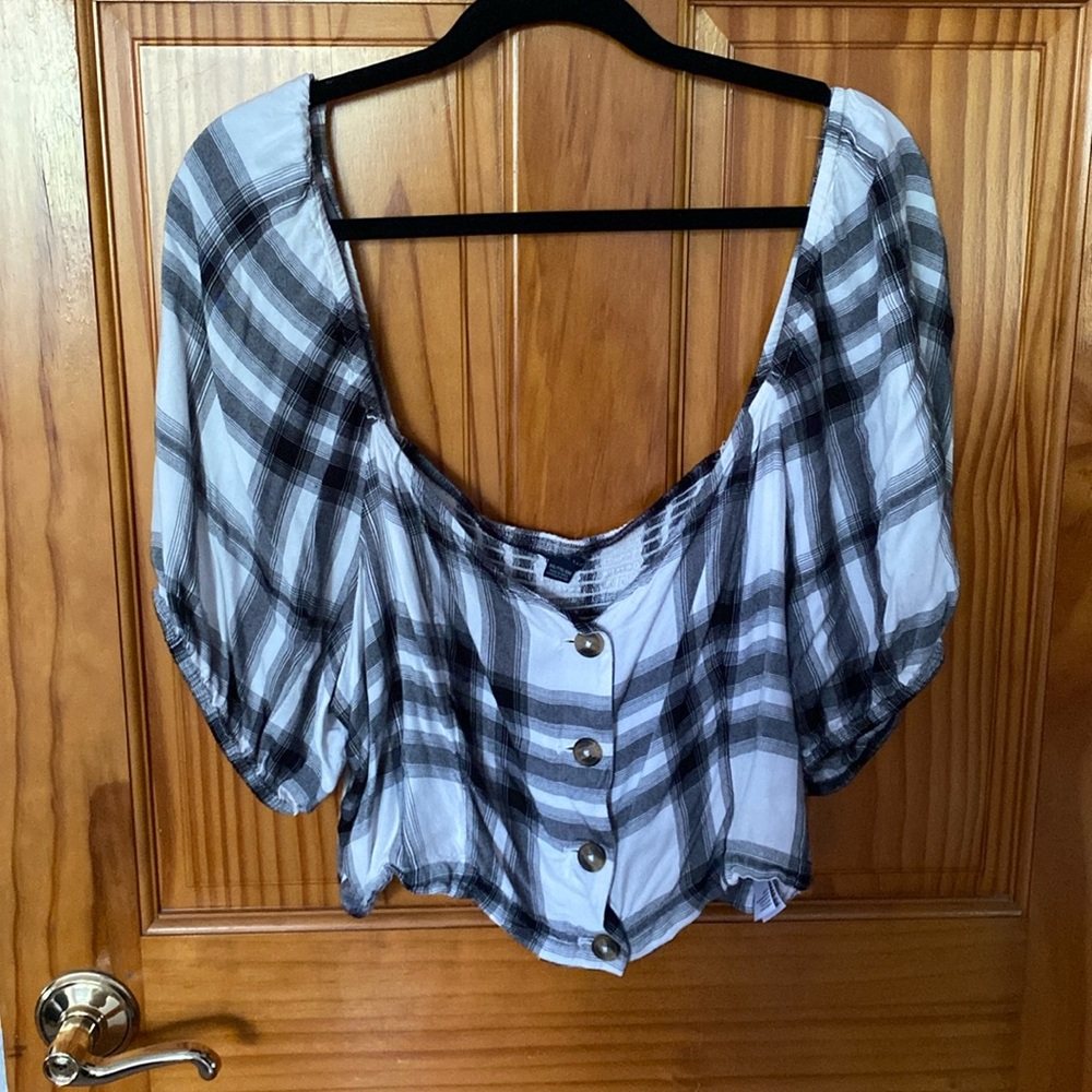 American eagle off the shoulder crop top